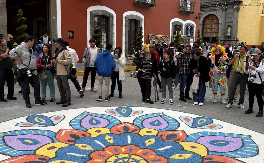 Este tour incluye el transporte a Huamantla para vivir "La noche que nadie duerme". Foto: Facebook Sectur Tlaxcala