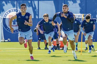 Cruz Azul, frente Tigres, quiere salir del fondo de la tabla; no cae en el Volcán desde 2014