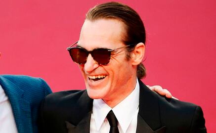 Joaquin Phoenix ya exhibe su sonrisa de Joker