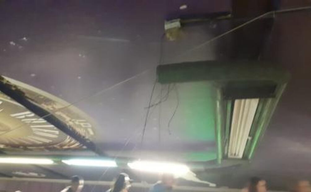 Se desprenden lámparas en Metro Garibaldi y lesionan a dos personas