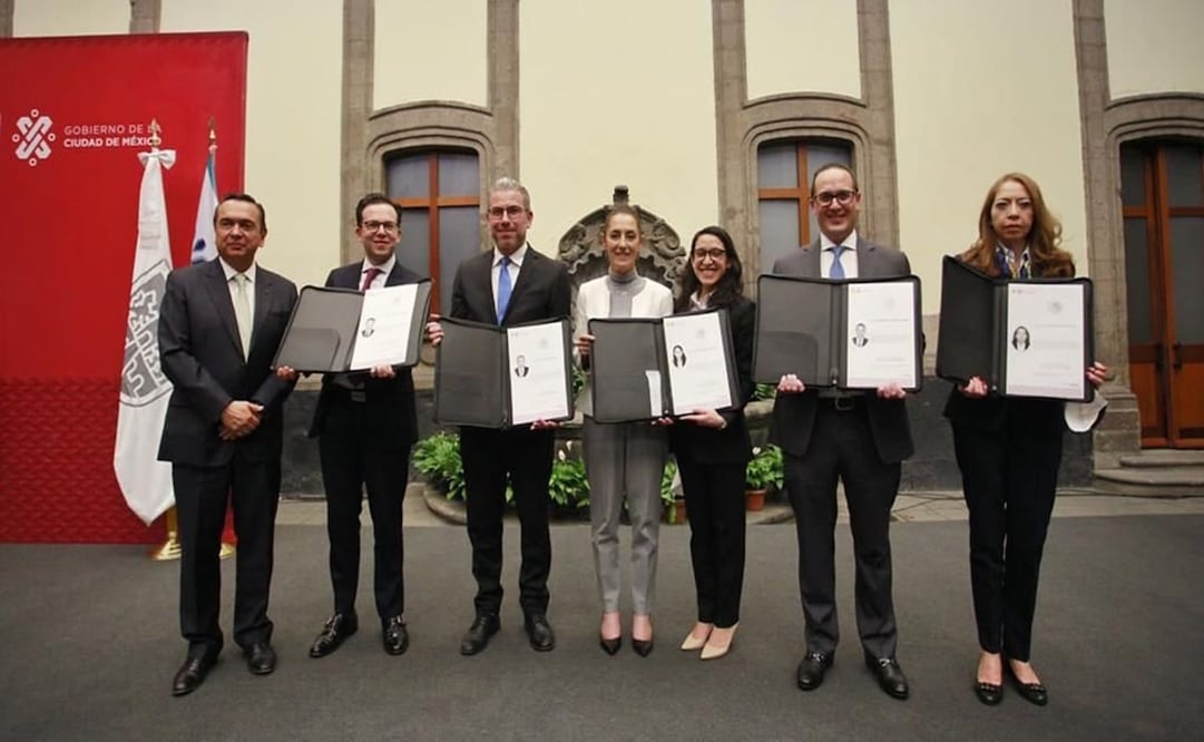 Sheinbaum explicó que actualmente hay dos inmuebles para los notarios que es el Archivo Histórico, el cual se encuentra en avenida Juárez, pero es urgente hacer trabajos de restauración ya que no se encuentra con las mejores condiciones. Foto: Especial