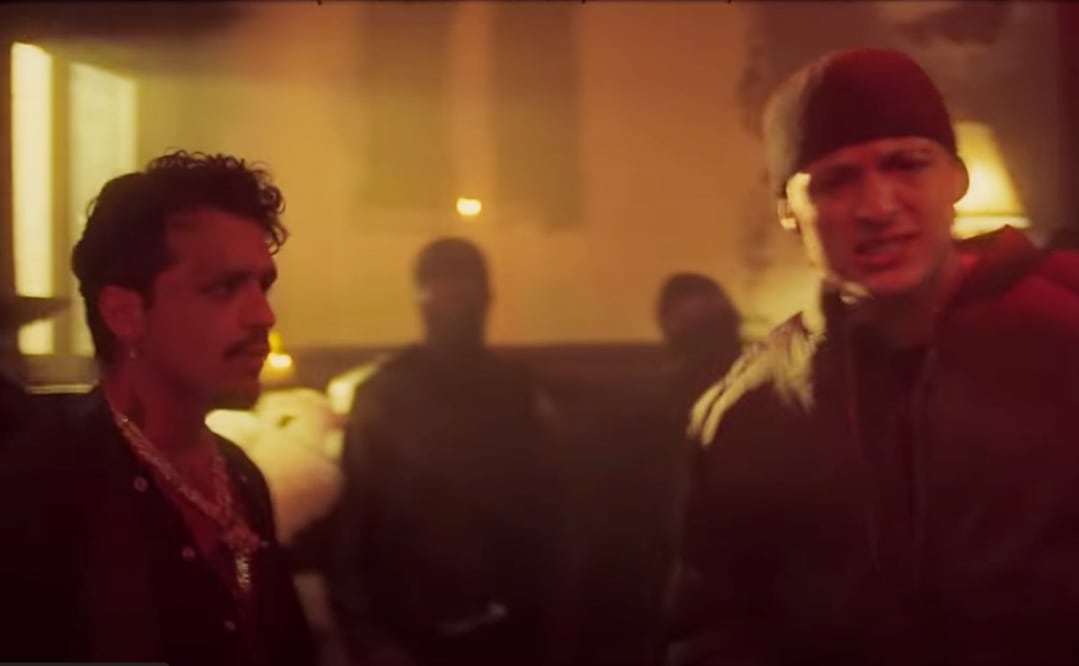 Christian Nodal y Peso Pluma en el video de su canción "La Intención". FOTO: tomada de YouTube