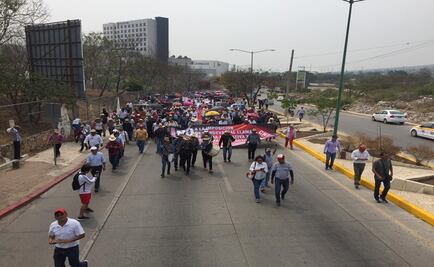 Marchan en Chiapas contra reforma educativa