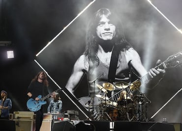 Foo Fighters hizo homenaje a AC/DC en el Corona Capital