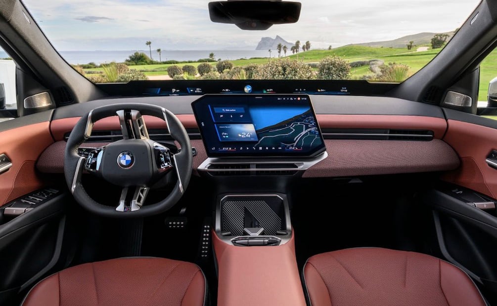 El interior de este vehículo permite gran conectividad y confort. Foto: BMW Group PressClub México