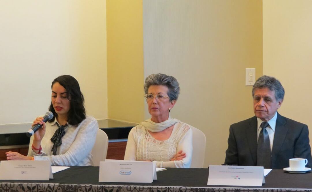 Mayra Galindo Leal, de la Coalición México Salud – Hable, Yarishdy Mora Torres de Contra Peso y Juan Núñez Guadarrama, de la Alianza Nacional para el Control del TabacoFoto: Perla Miranda