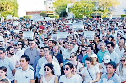 Miles salen a marchar contra delincuencia en Coatzacoalcos