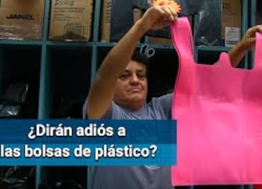 "No quiero quebrar, no soy un perdedor", dice vendedor de bolsas de plástico