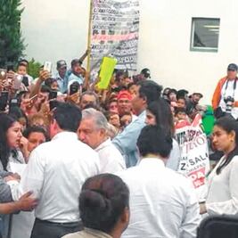 Familias piden intervención a AMLO para liberar agentes