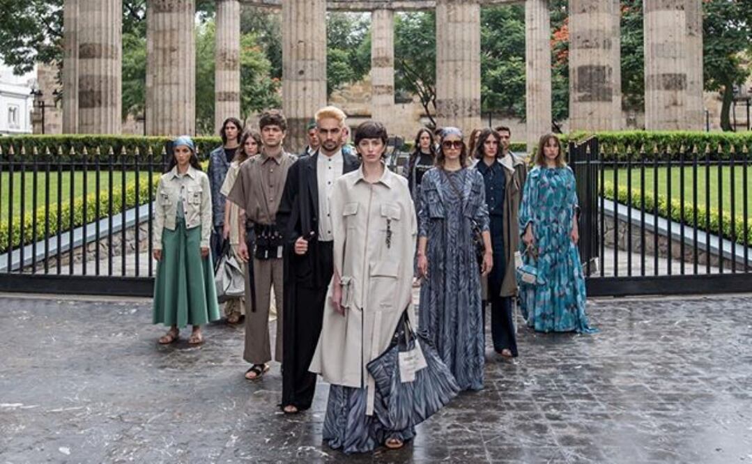 El diseñador Benito Santos presentó su colección para MBFWMx en Guadalajara. Foto: @benitosantosoficial