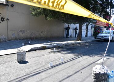 Motociclista le dispara 19 veces a hombre mientras caminaba en Viaducto