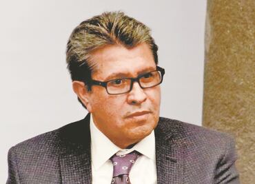 Electoral abandonar la Conago, dice Monreal