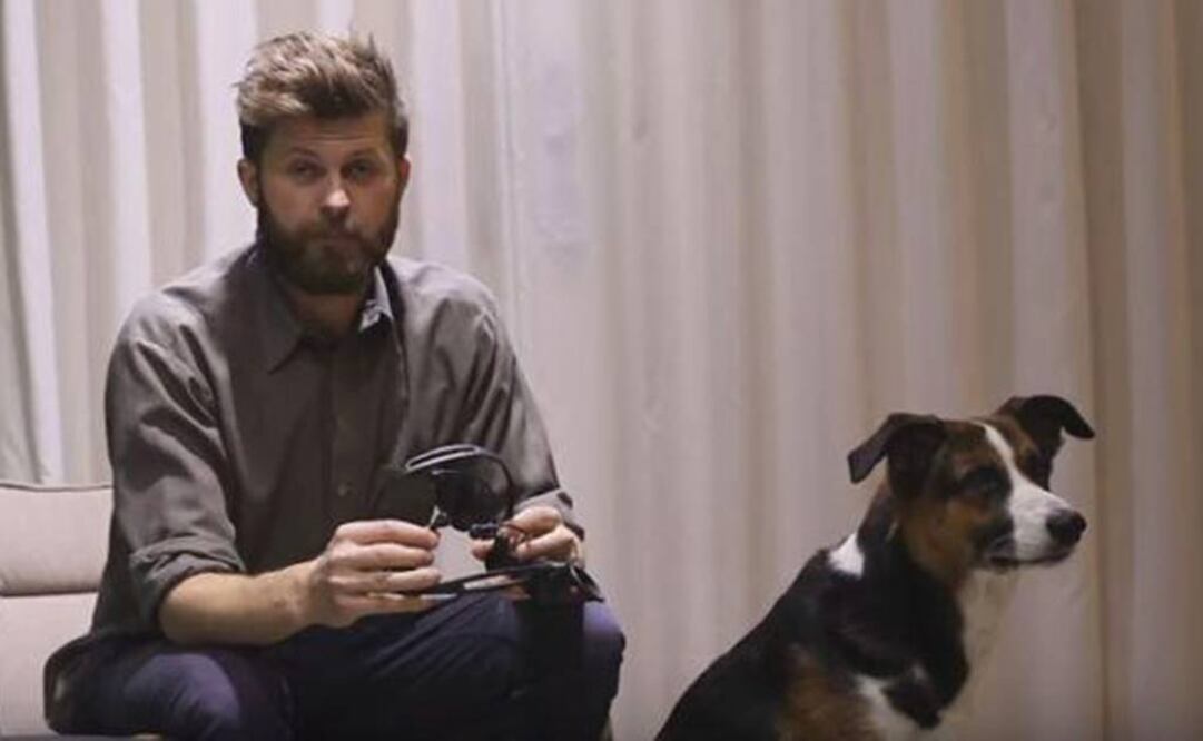 Hasta el momento, los prototipos solo servirán para que los perros hablen en inglés. Foto: Captura YouTube