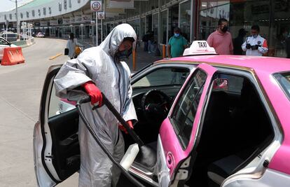 Central de Autobuses del Norte implementa sanitización de taxis