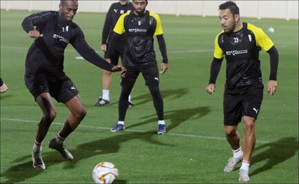Coronavirus afecta a Marco Fabián y su equipo