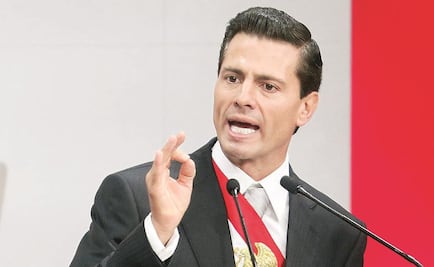 Enrique Peña Nieto felicita a Mariano Rajoy por su investidura