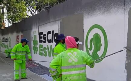 Ni Marcelo ni Claudia; gobierno de CDMX borra bardas con leyendas a favor de Sheinbaum y Ebrard 