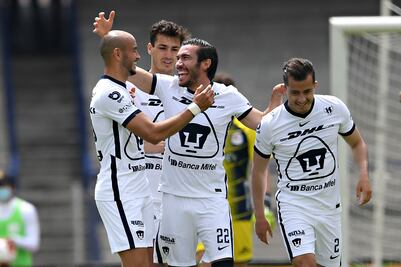Los Pumas golean al Atlético de San Luis y mantienen el liderato