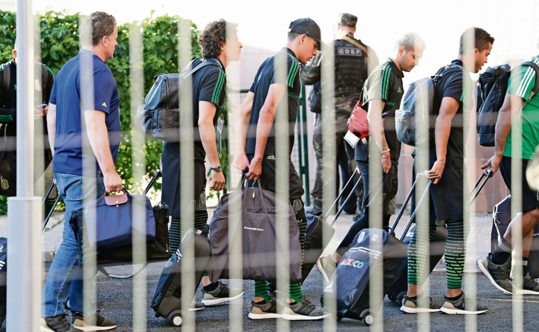 Mexico’s national soccer team returns from Russia