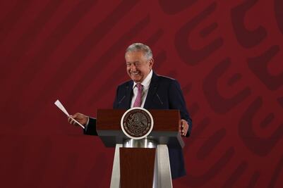 AMLO responde a solicitud de información sobre felicidad