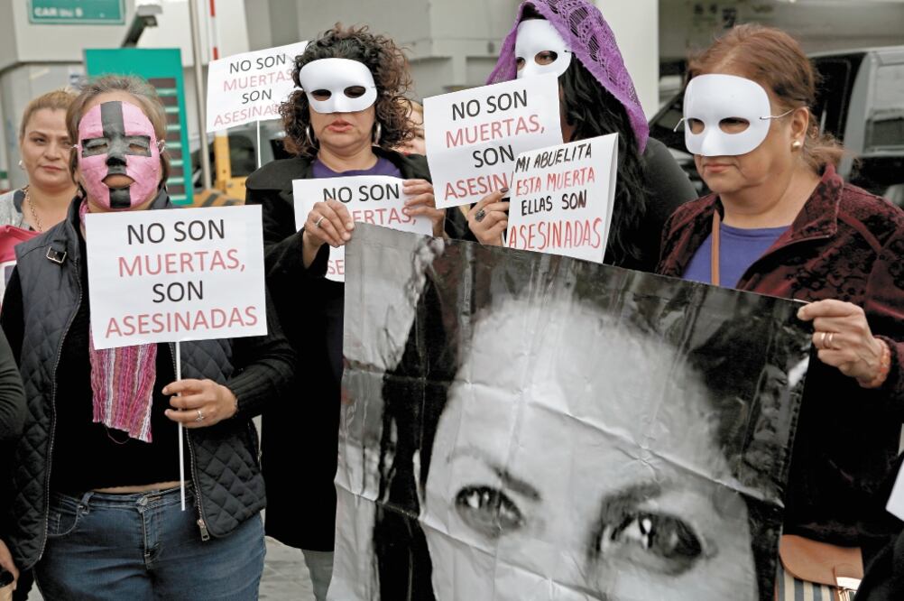 En el marco de la conmemoración del Día Internacional de la Mujer, en Ciudad Juárez marcharon contra los feminicidios. Foto: CHRISTIAN TORRES. EL UNIVERSAL
