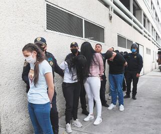 Detienen a colombianos por robo de vivienda