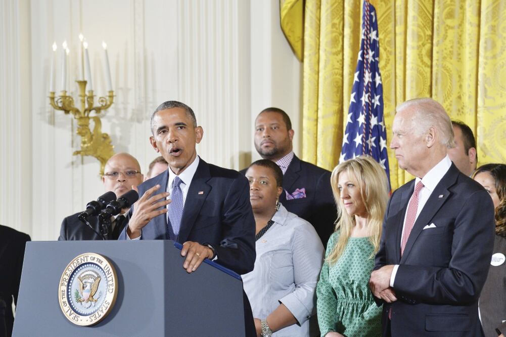 El presidente de Estados Unidos, Barack Obama, al anunciar ayer en la Casa Blanca una serie de órdenes ejecutivas sobre el control de armas ante la inacción en el tema por parte del Congreso, dominado por los republicanos (BAO DANDAN, XINHUA)