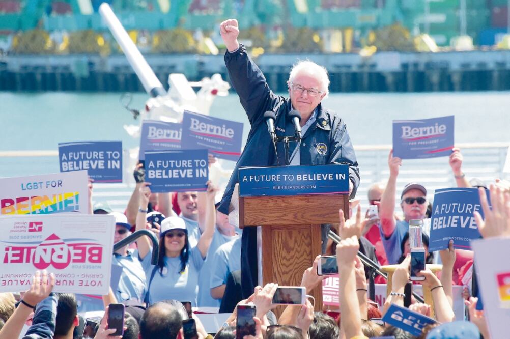 Bernie Sanders, durante un acto de campaña en mayo de 2016, cuando buscó la nominación presidencial demócrata. Lo intentará de nuevo para 2020. (FREDERIC J. BROWN. AFP)