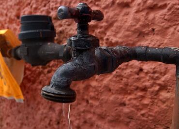 Piden a restauranteros de Edomex usar platos desechables ante megacorte