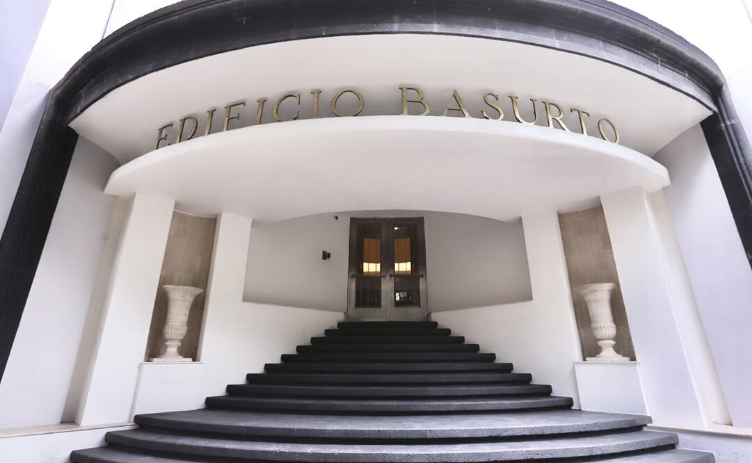 Aspectos de fachada e interior del edificio Basurto en la roma que sufrió daños durante el sismo de 2017. Fotos: Berenice Fregoso El Universal. 
