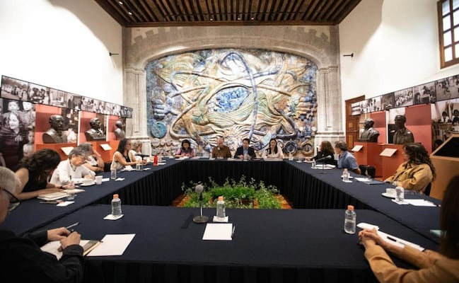 SEP alista nuevo libro de primaria que incluirá a Mujeres en la Historia; participan investigadores y docentes