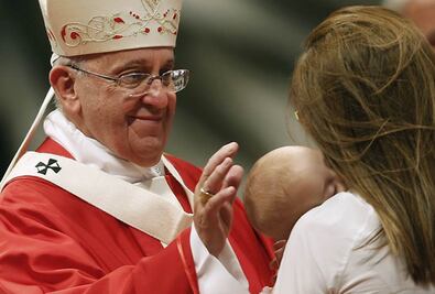 Papa, sano para iniciar su gira por AL