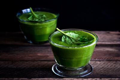 Disfruta este jugo verde que controla la diabetes y el colesterol