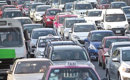 Hoy No Circula aplica para autos con engomado verde