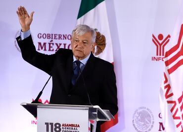 AMLO presenta iniciativa para eliminar intermediarios en créditos Infonavit y Fovissste