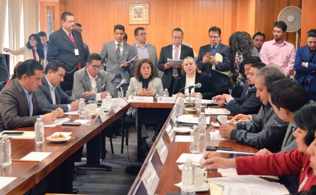 Comisiones Unidas de Educación y Puntos Constitucionales de la Cámara de Diputados definen iniciativas en materia educativa (Tomada de Twitter @MiroslavaEdomex)