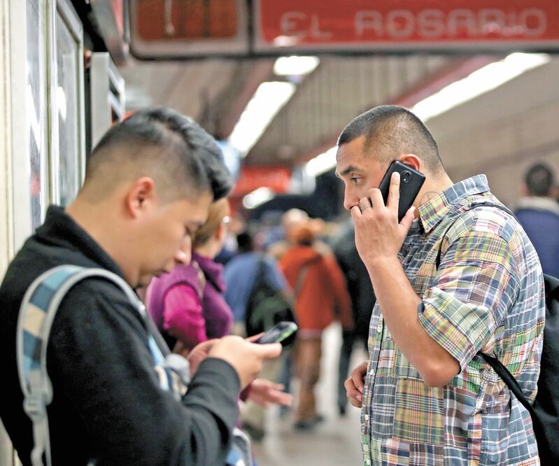 Detalles adicionales. Las compañías telefónicas estarán obligadas a colaborar con autoridades en el monitoreo de equipos. Foto: ARCHIVO EL UNIVERSAL