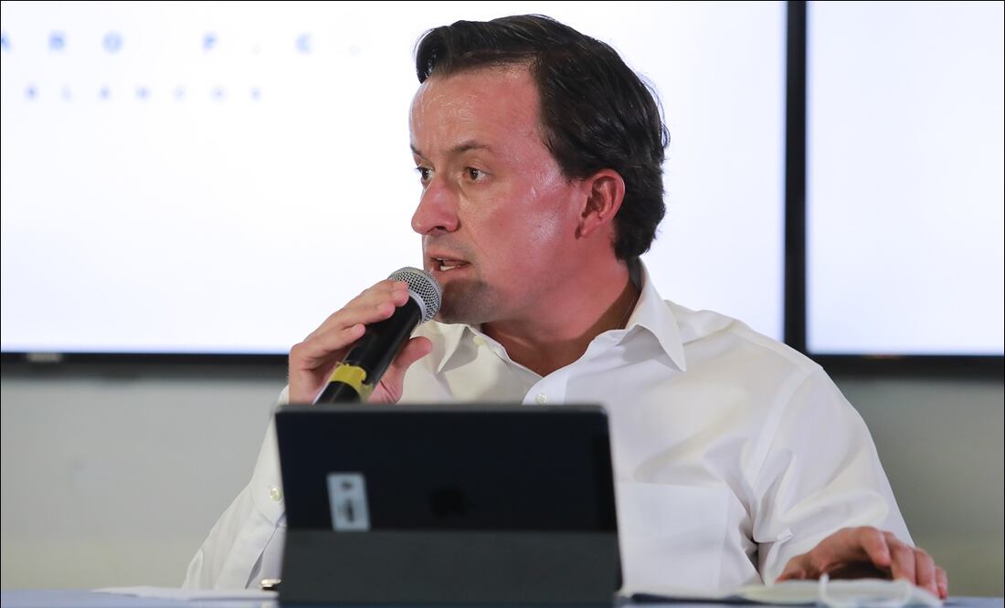 MIKEL ARRIOLA ACUDIÓ A QUERÉTARO TRAS LA VIOLENCIA EN LA CORREGIDORA - FOTO: IMAGO7