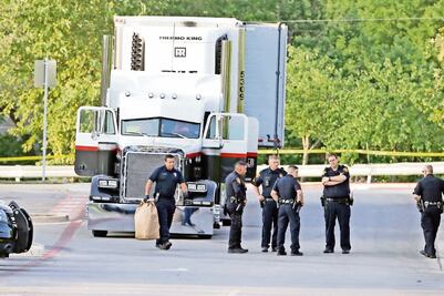 Identifican a otro mexicano fallecido dentro del tráiler