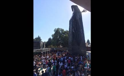 More than a thousand faithful celebrate "la Santa Muerte"