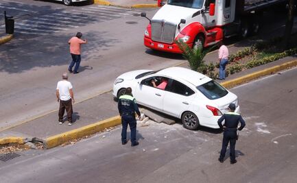 Video. Automovilistas improvisan rampa para evadir bloqueo en Circuito Interior 