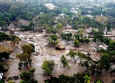 Video. Hombre escapa de morir en deslave en California
