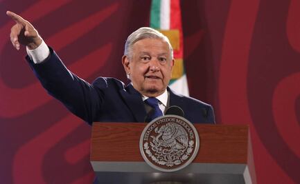 Destapes de las corcholatas presidenciales son cortina de humo, dicen analistas