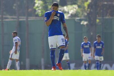 Carlos me debe más de lo que yo le debo: Caixinha 