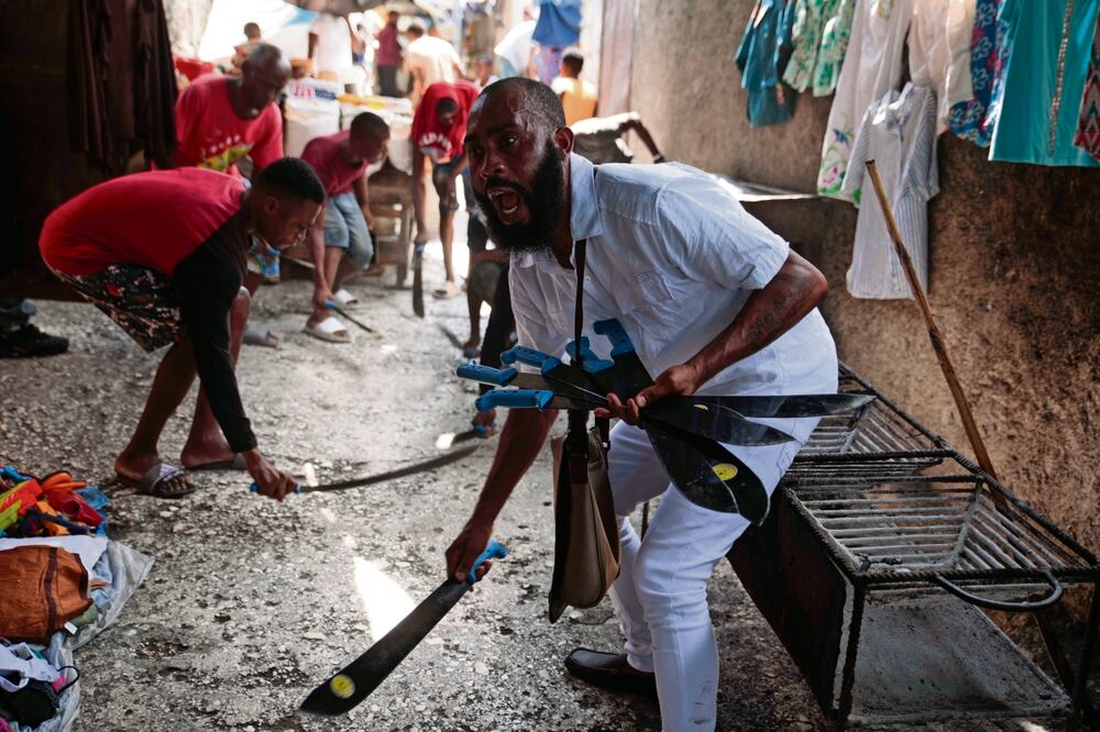 El racismo es el principal factor que ha llevado a la desigualdad y discriminación entre haitianos, señala el académico Fedner Gay. AP