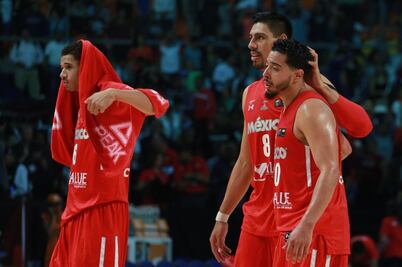 México tropieza y complica boleto a JO