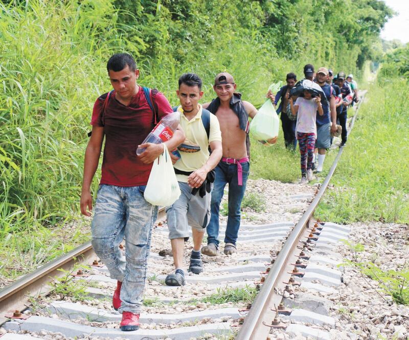 Los migrantes se han visto obligados a viajar por zonas más remotas y peligrosas, dijo la Oficina en Washington para Asuntos Latinoamericanos. ARCHIVO EL UNIVERSAL