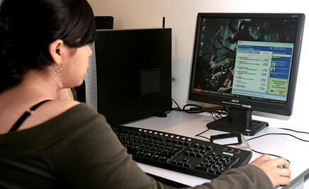 Senado exhorta a STPS a dar certeza a quienes buscan empleo en internet