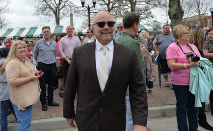 Fallece artista que realizó estatua de Luther King