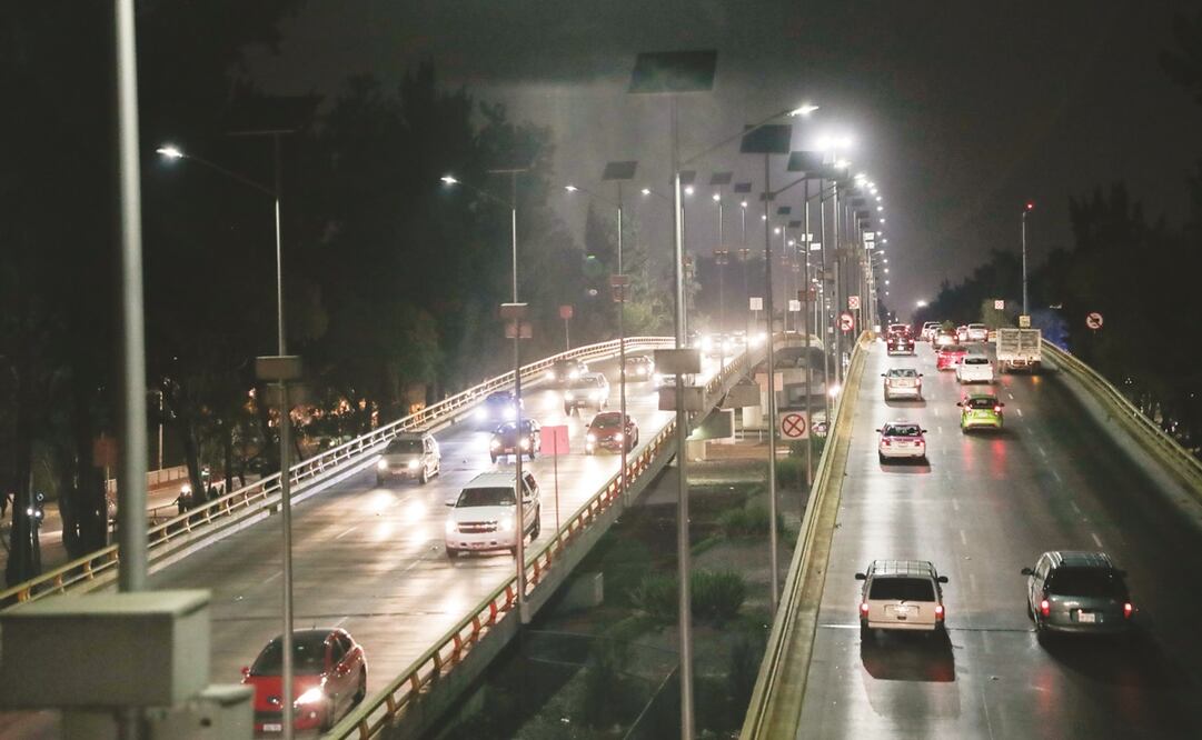 Este martes 24 de marzo no circulan autos con engomado rosa